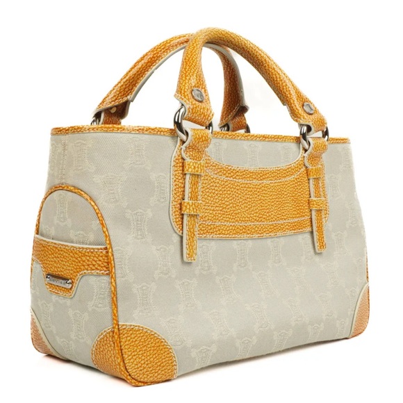 Meet your ✅Top 💯 Rated, Posh Mentor Addy - Picture 14 of 16